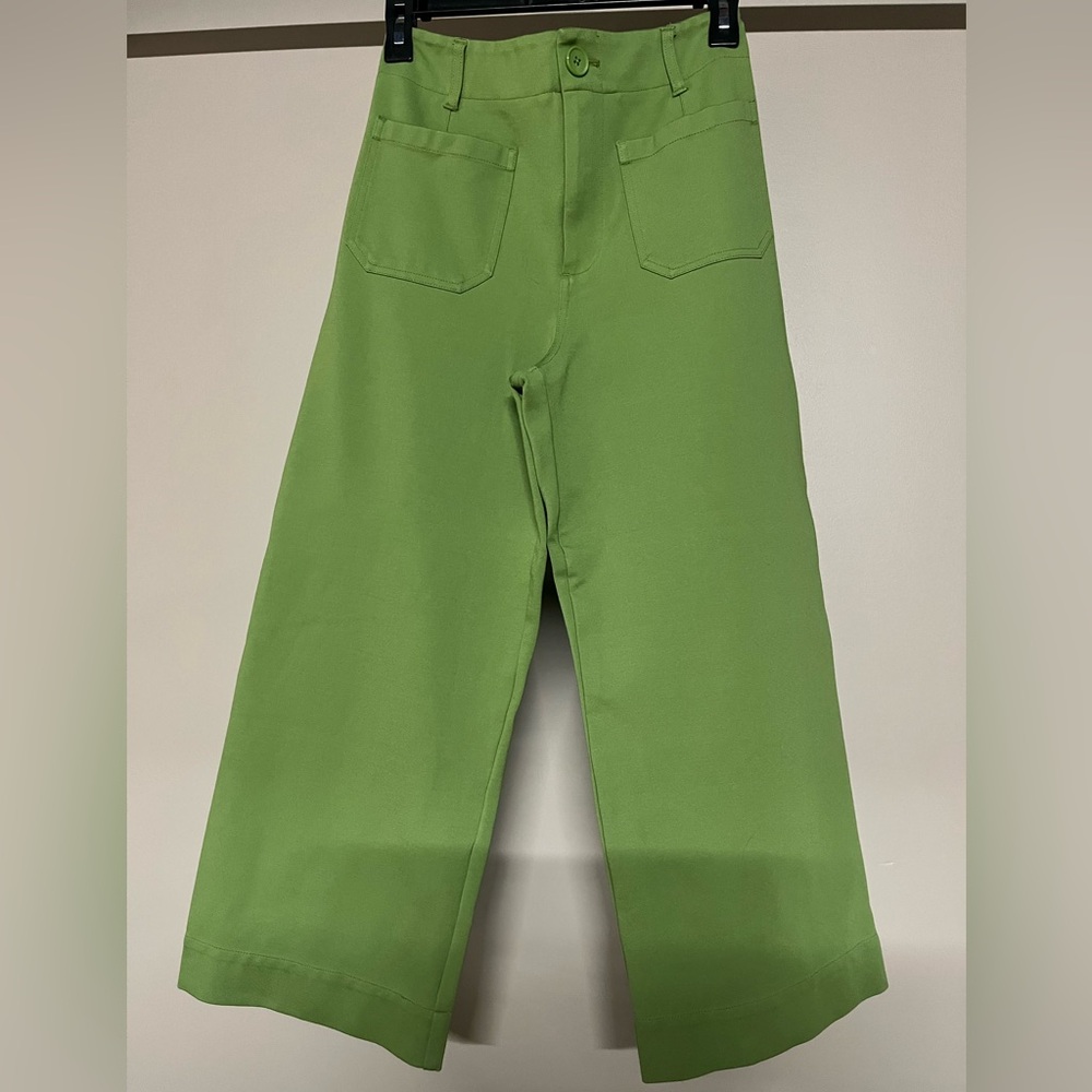 Jones New York Green Cropped Trousers